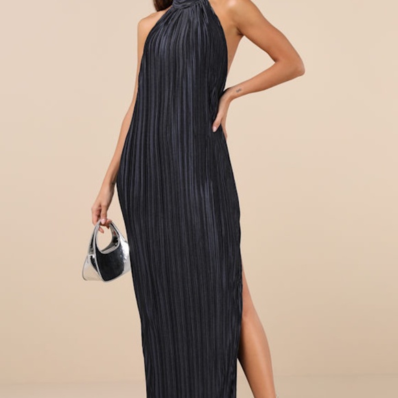 Lulus Gwenny Dark Navy Satin Plisse Maxi Dress Blue - Size L - Picture 1 of 4